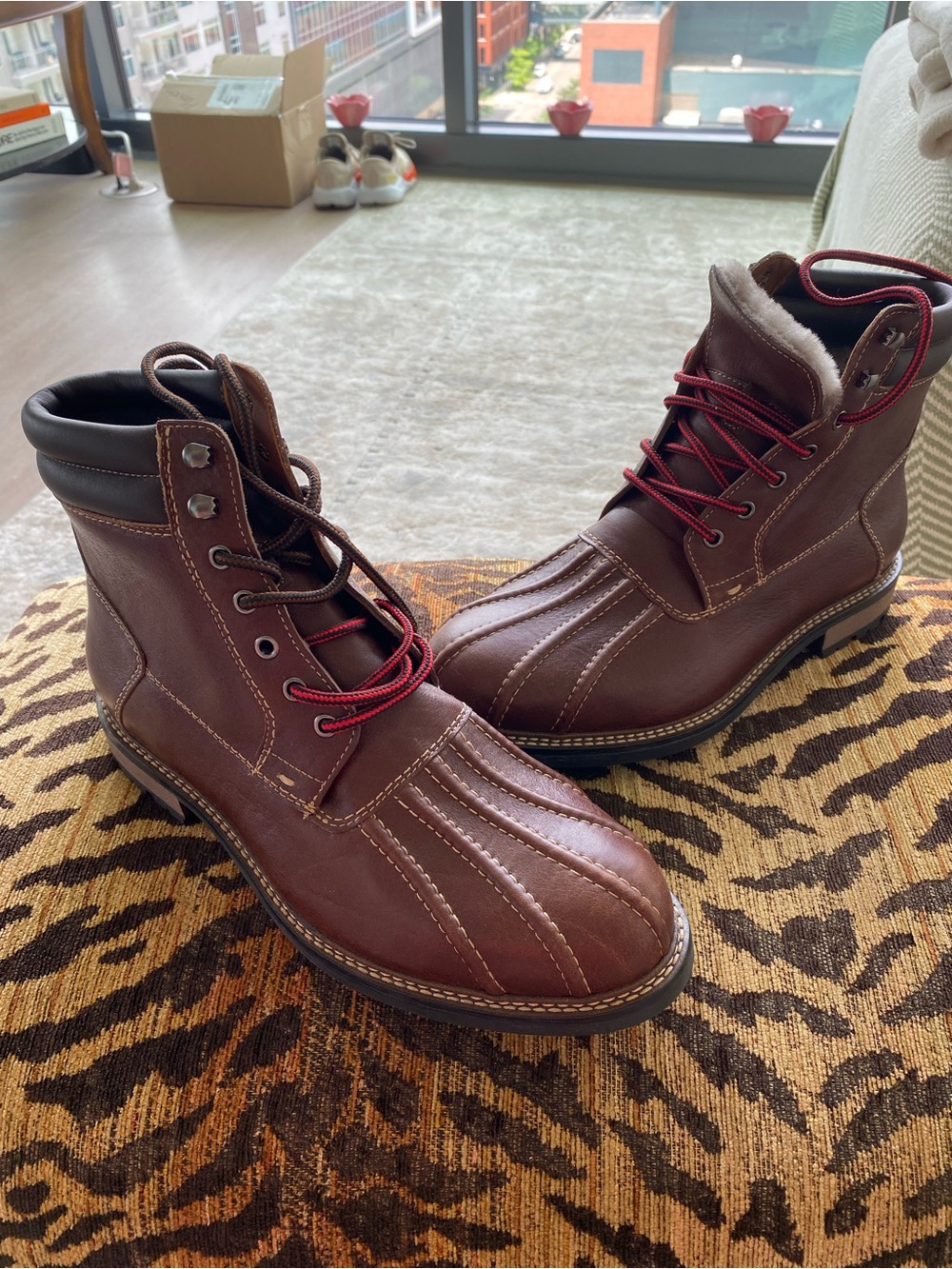 Johnston & Murphy Brown Leather Lace-Up  Boots with Red Laces. Size 9.5